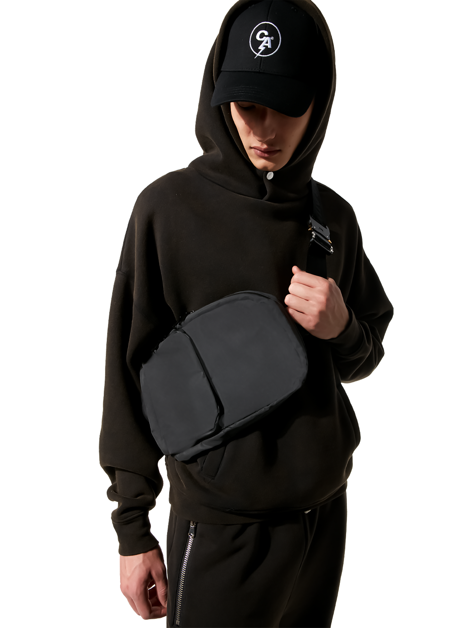 H4X CYBER ATHLETICS BLACK REFLECTIVE SLING BAG